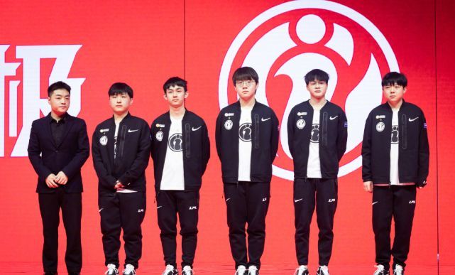 胁的盘带突 胁的盘带突