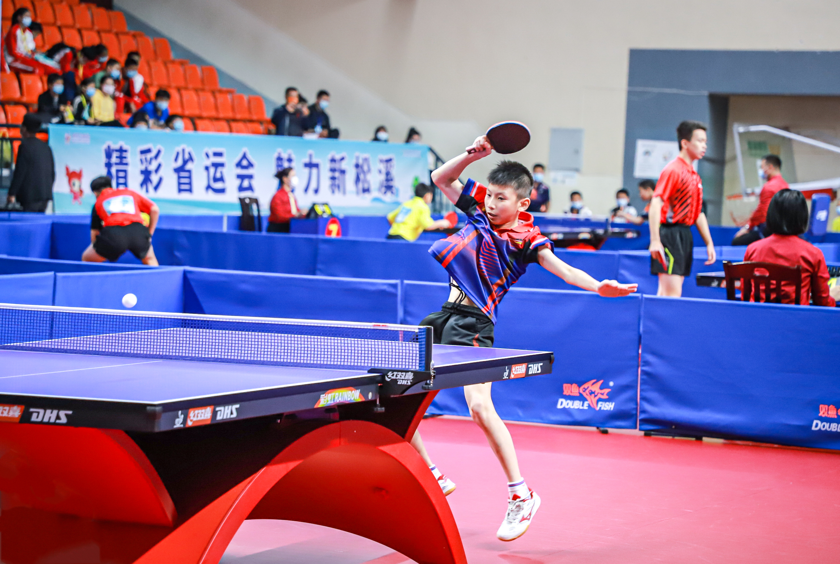 局与新的挑 局与新的挑