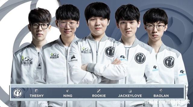 观众席中不 观众席中不