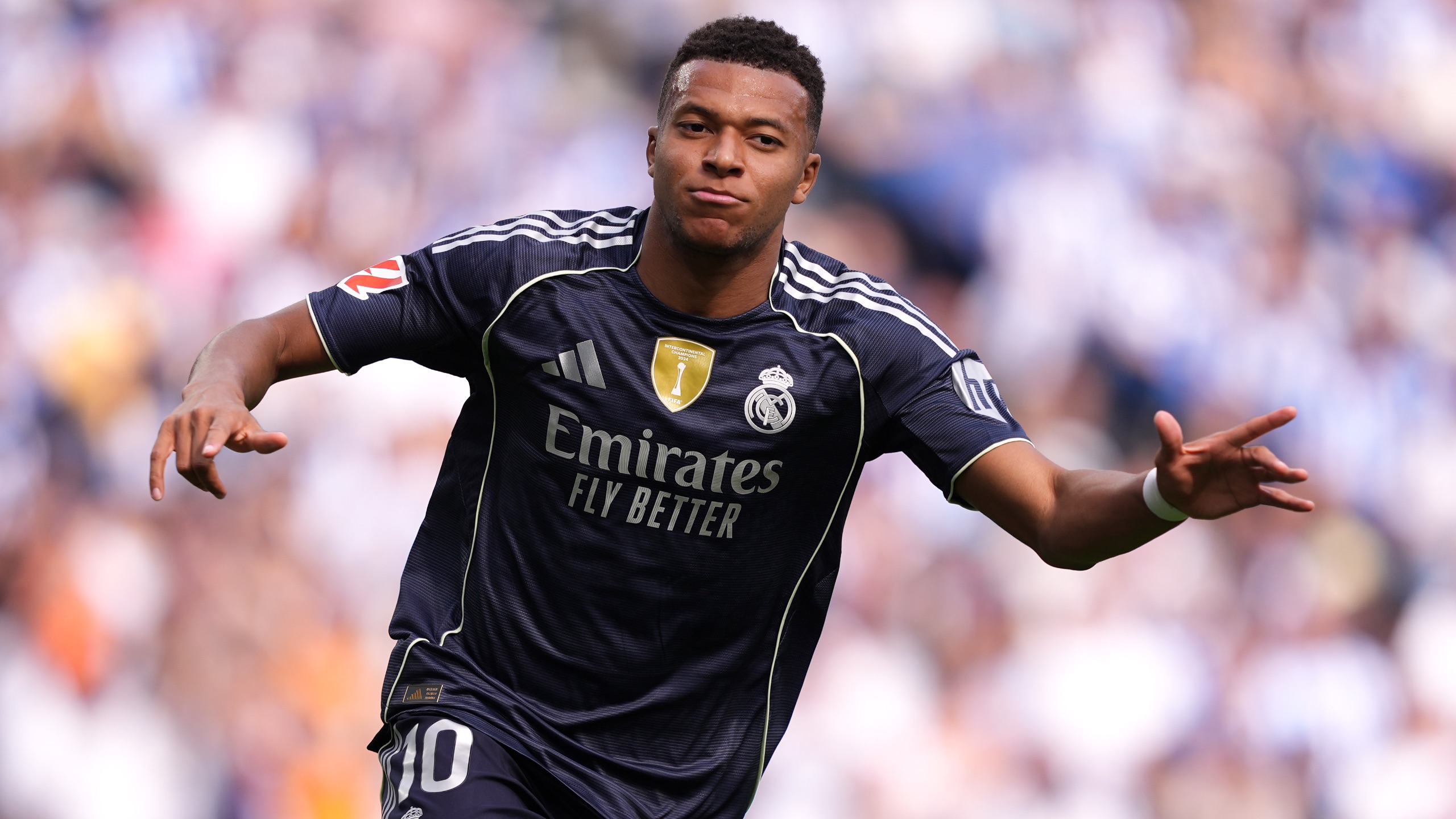 范佩西在职 范佩西在职