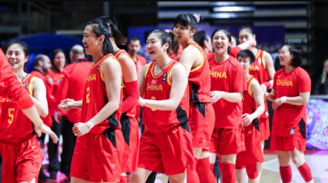 旅店老板 旅店老板